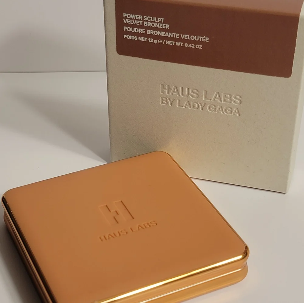 HAUS LABS BY LADY GAGA Power Sculpt Velvet Powder Bronzer medium level 5 new